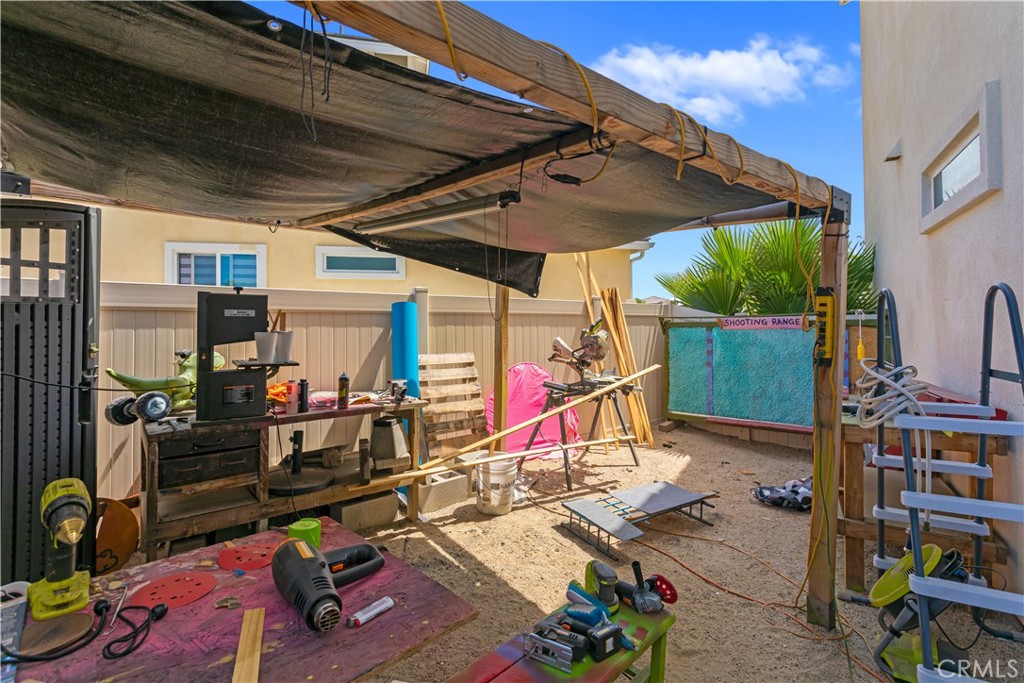 15503 Crusader Property Photo 35