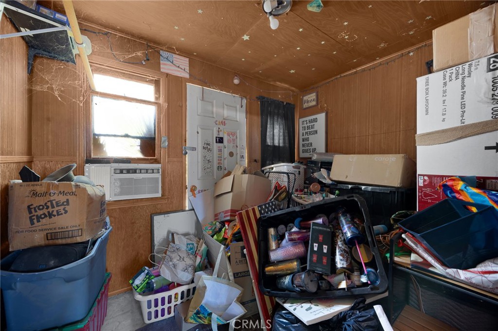 21607 Club Property Photo 10