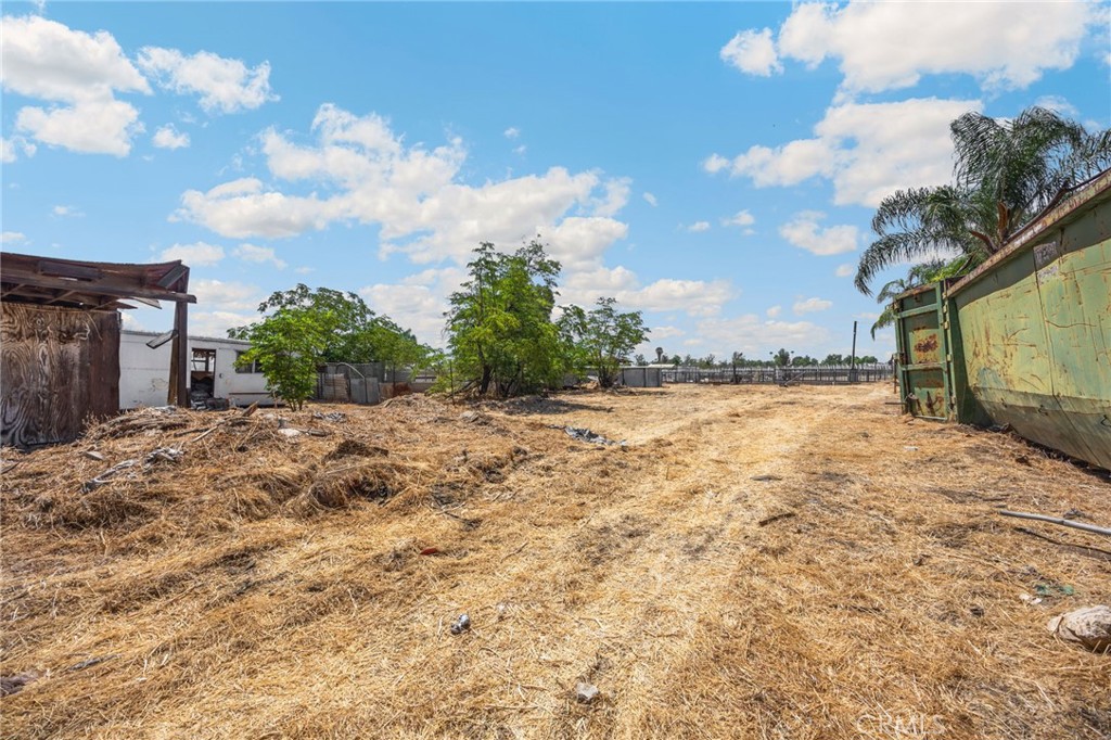 21607 Club Property Photo 32