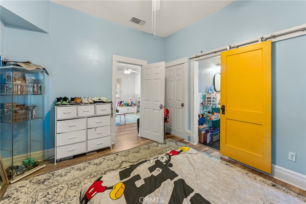 116 11th Property Photo 10