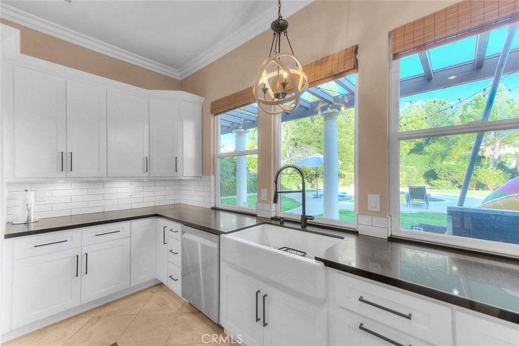 13385 Canyon Heights Property Photo 26