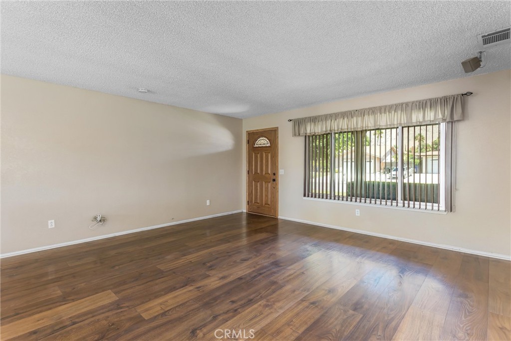 12836 Reed Property Photo 6