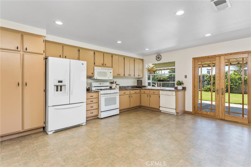 12836 Reed Property Photo 10