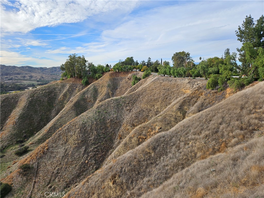 1 Sunset Drive Property Photo 5