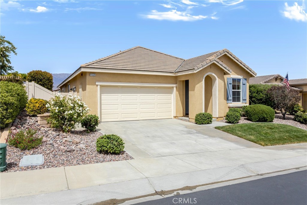 1626 Stellar Peak Property Photo 3