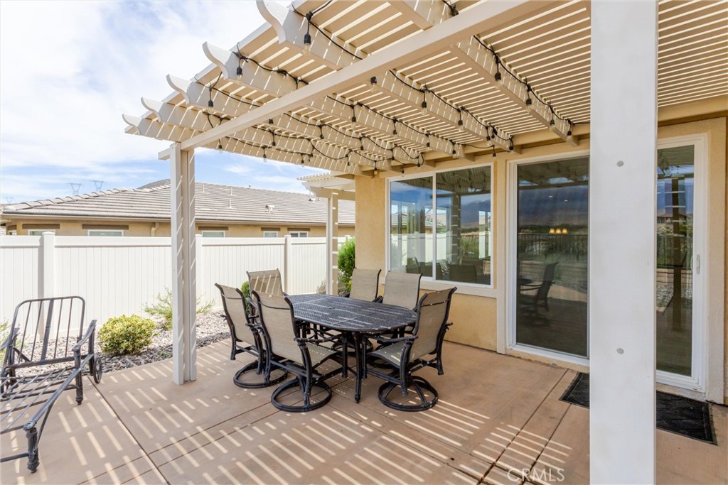 1626 Stellar Peak Property Photo 8