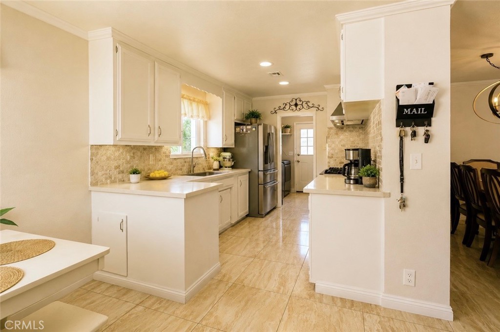 3439 Acacia Property Photo 24