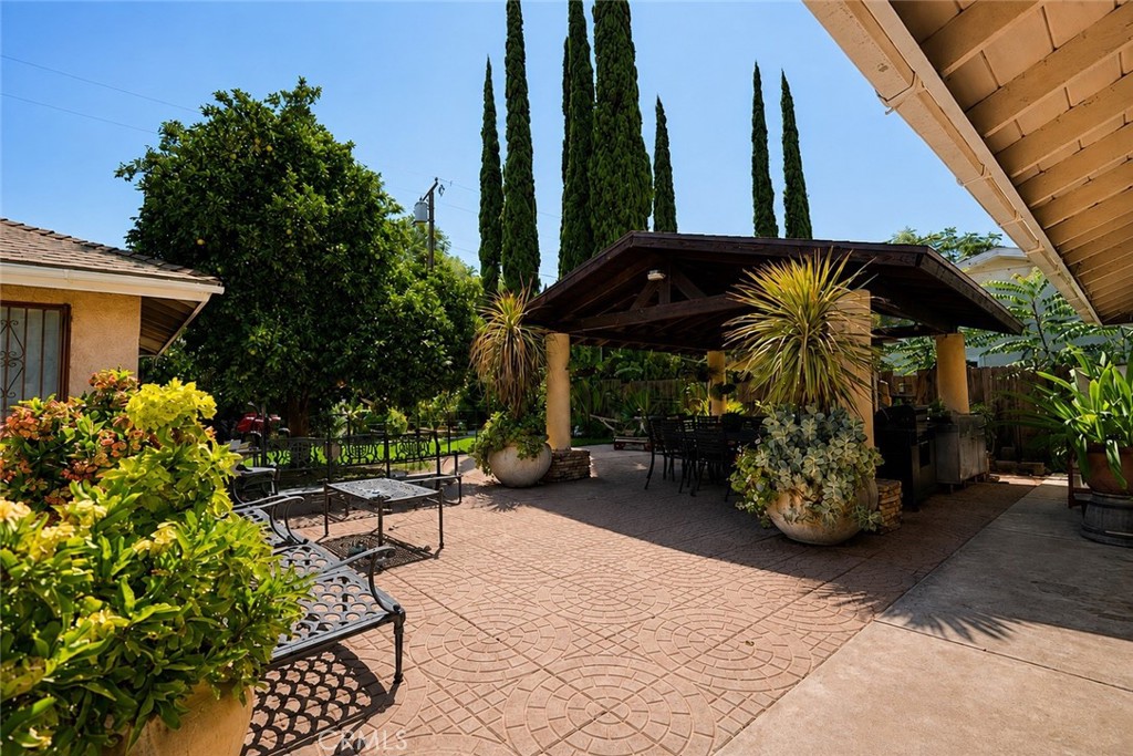 3439 Acacia Property Photo 28