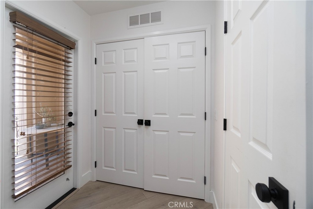 4453 Owens 101 Property Photo 20