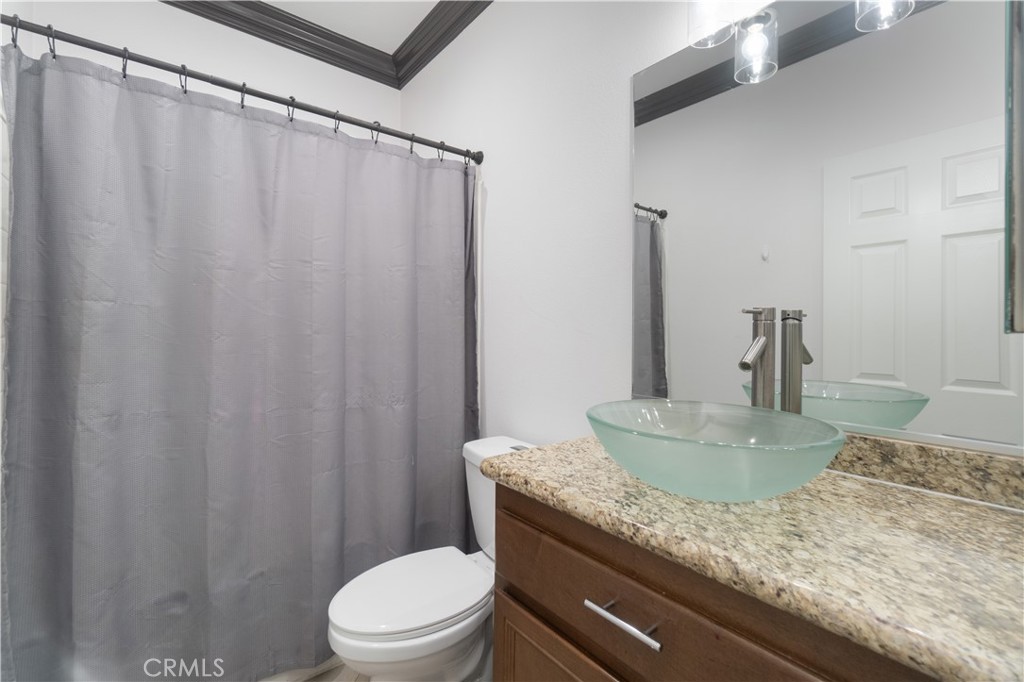 4453 Owens 101 Property Photo 26