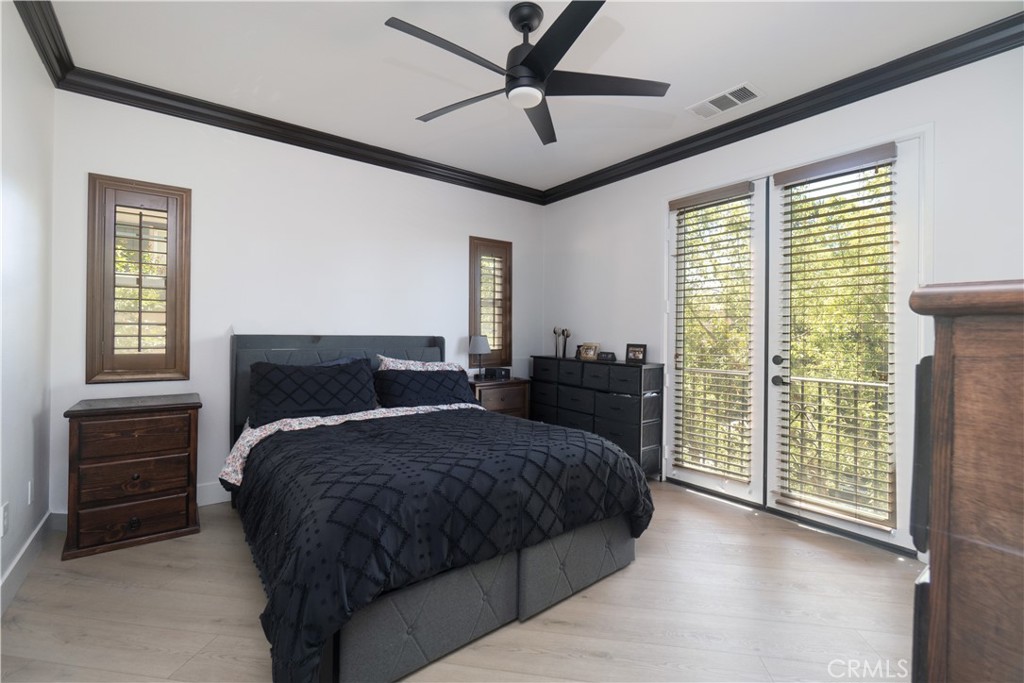 4453 Owens 101 Property Photo 29