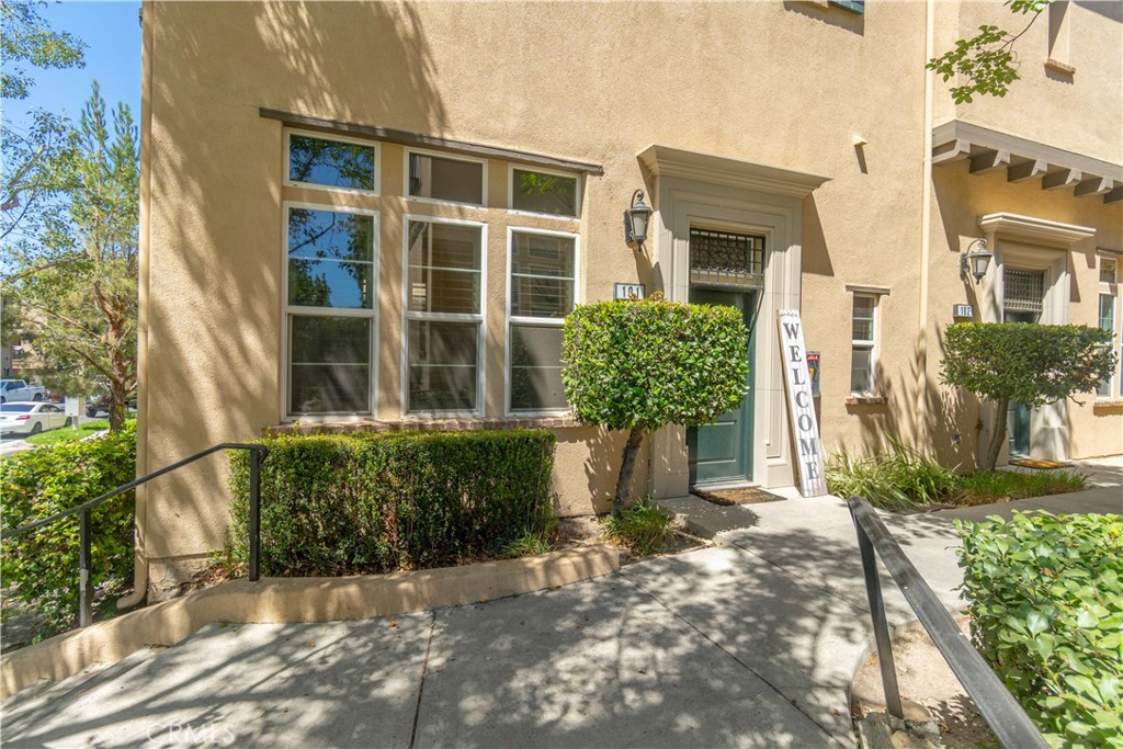 4453 Owens 101 Property Photo 36