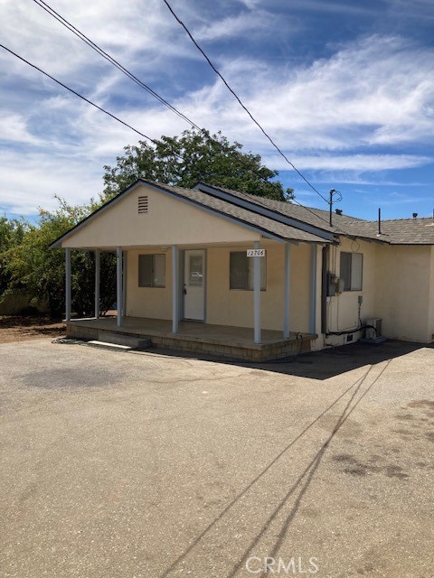12706 6th Property Photo 3
