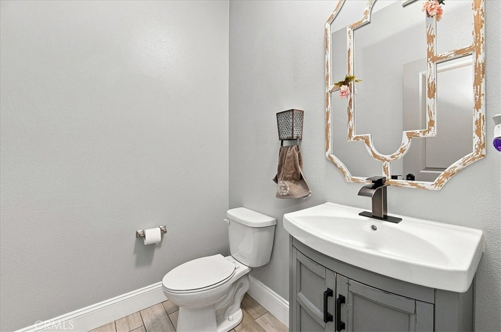 11565 Forsythia Street Property Photo 20