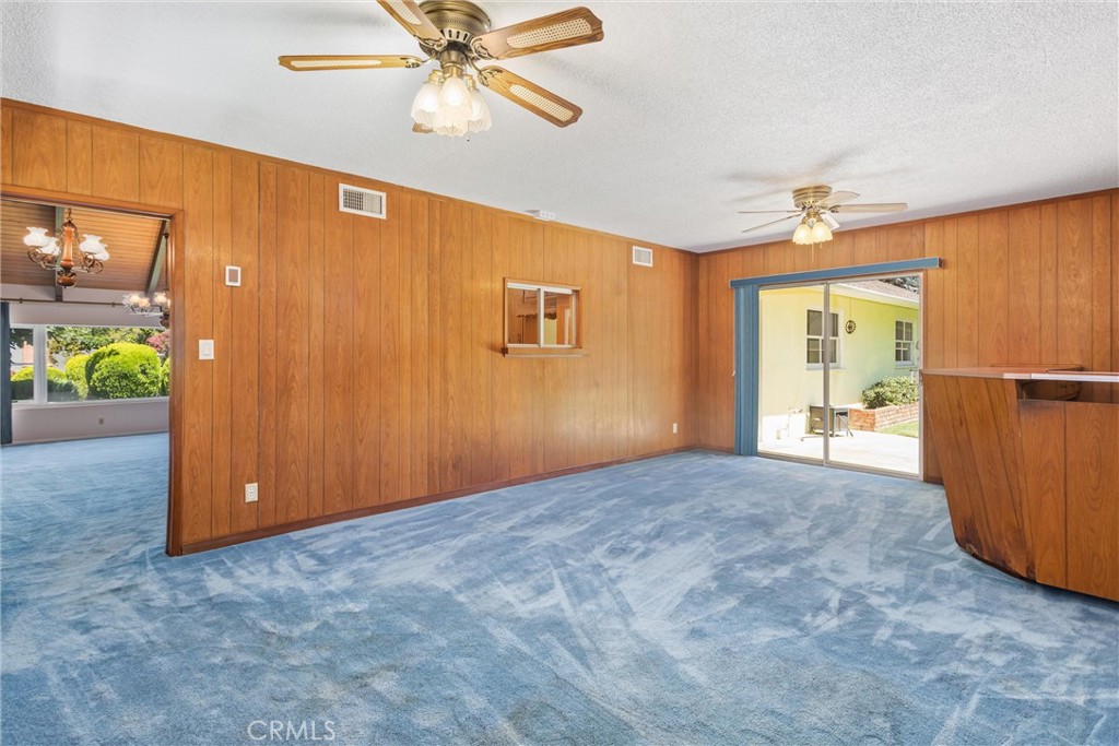1151 W Crescent Property Photo 26