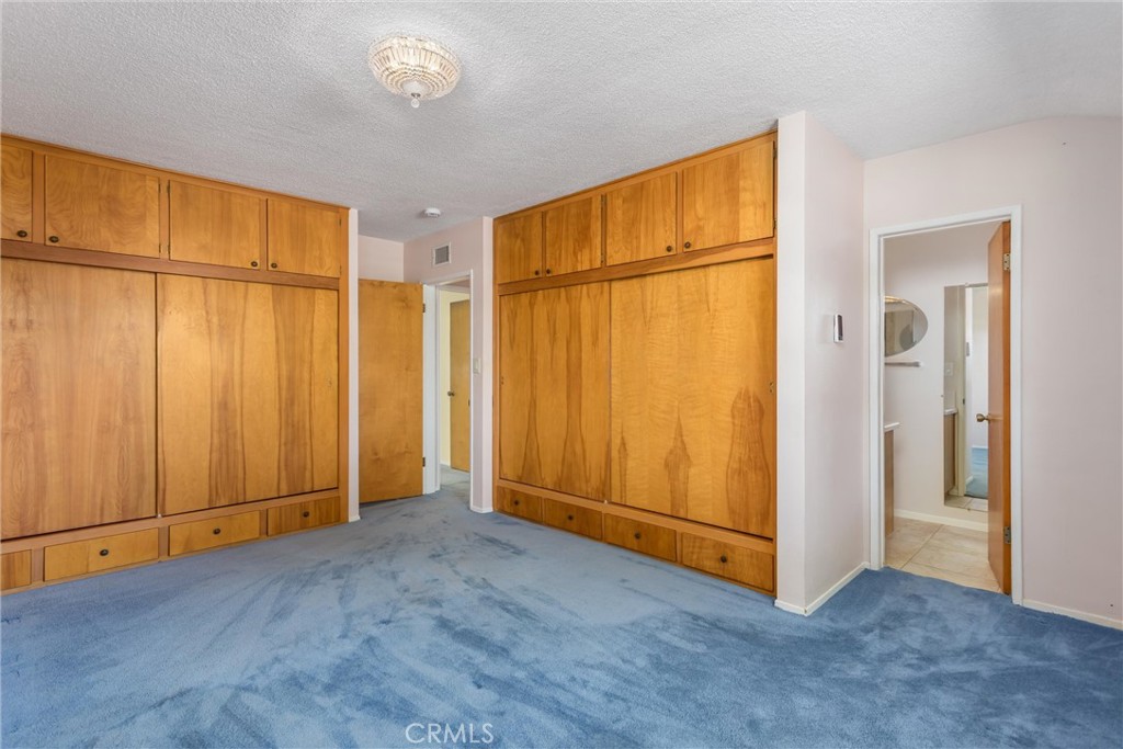 1151 W Crescent Property Photo 34