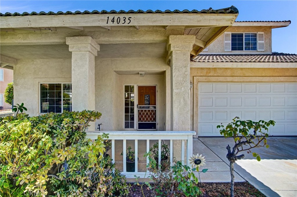 14035 Moonridge Property Photo 4