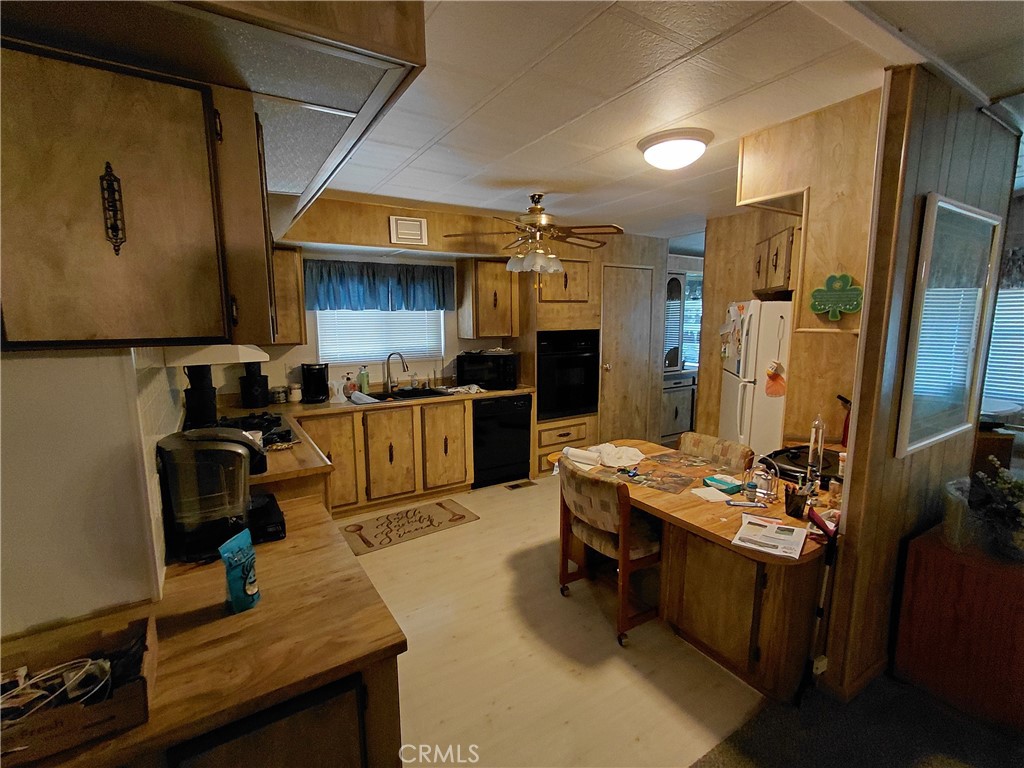 10226 Frontier Property Photo 8