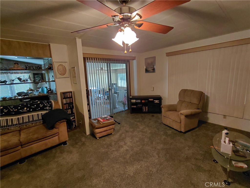 10226 Frontier Property Photo 11