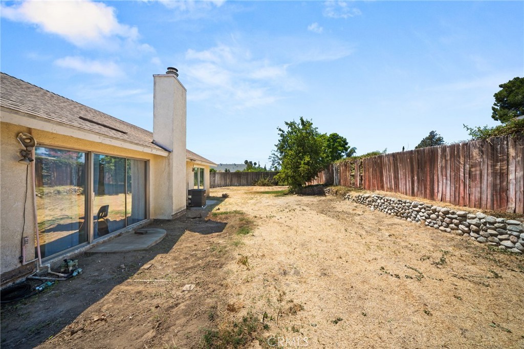 254 Hawthorne Street Property Photo 16
