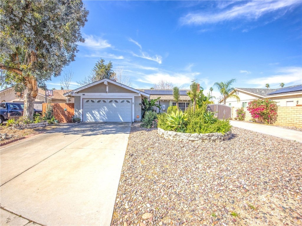 1539 Robyn Property Photo 4