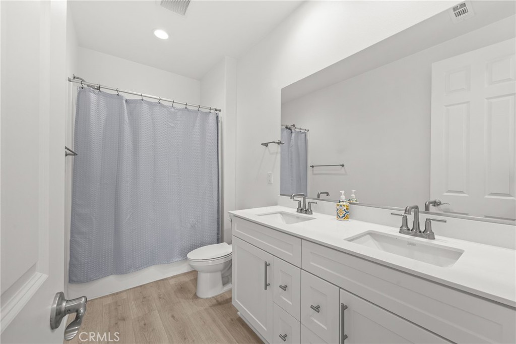 16643 Evelyn Property Photo 25