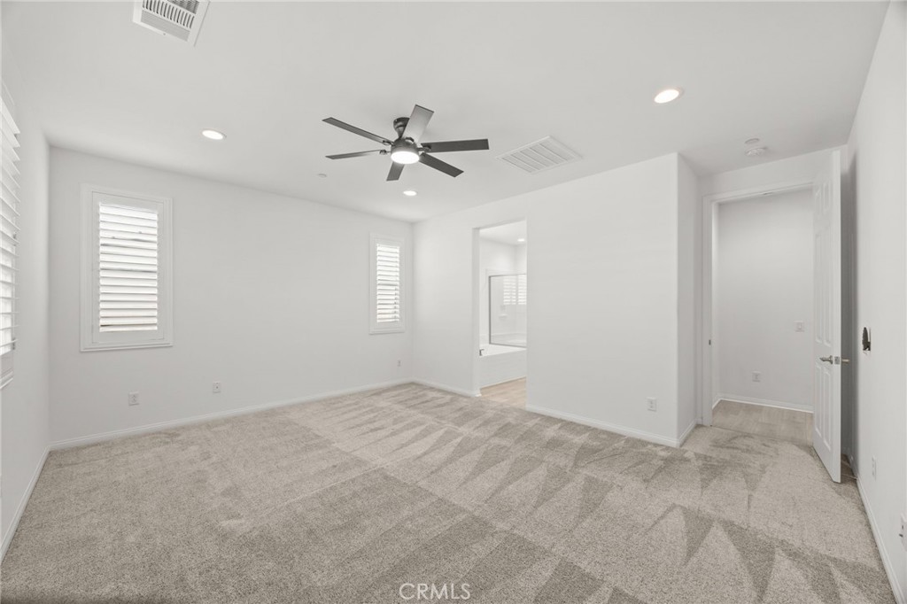 16643 Evelyn Property Photo 32