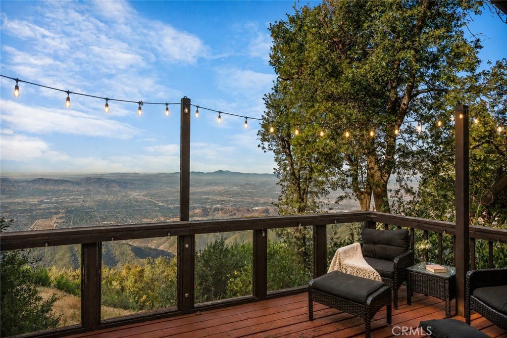24251 Great View Drive Property Photo 2