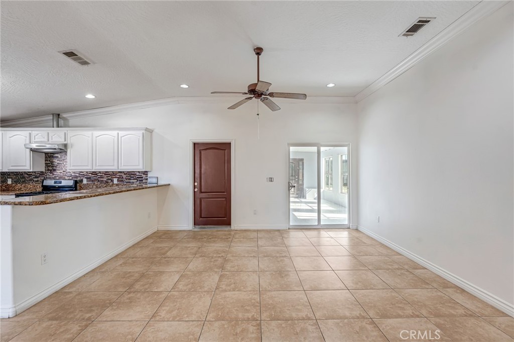 14944 Coalinga Property Photo 12