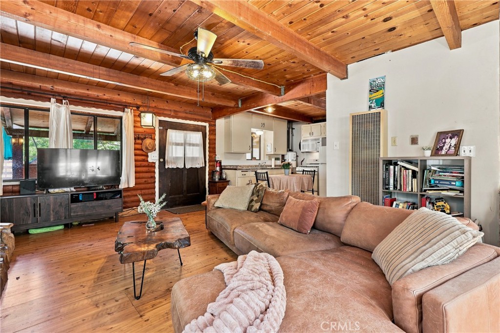 2673 Soutar Property Photo 7