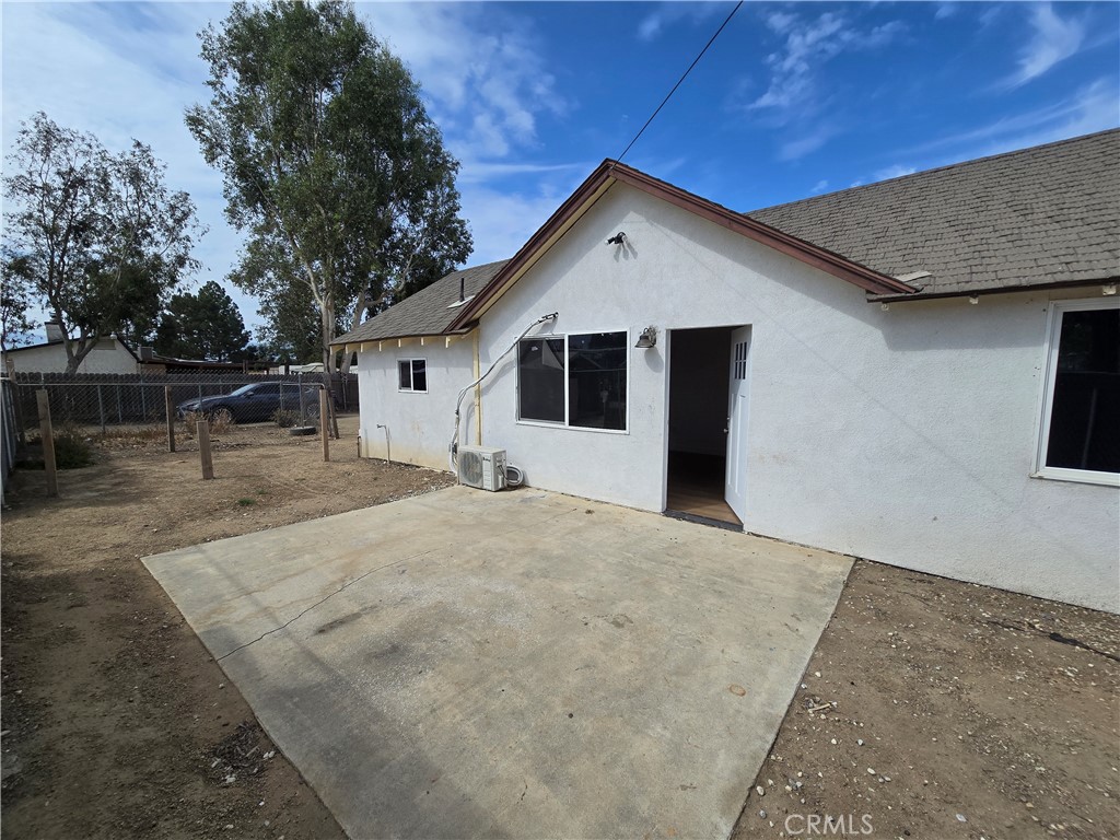 4728 Hillside A Property Photo 1