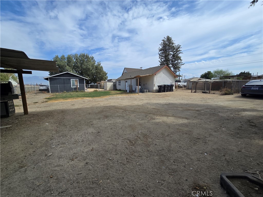 4728 Hillside A Property Photo 21