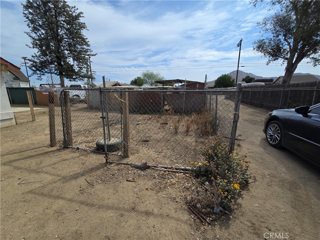 4728 Hillside A Property Photo 22