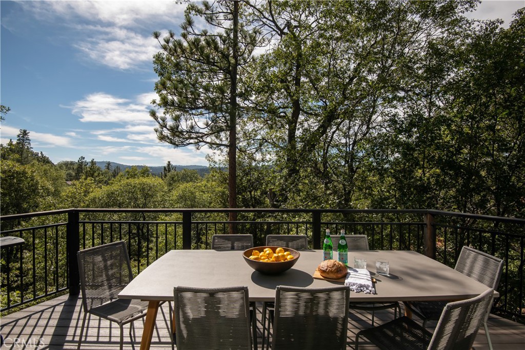 1340 Yosemite Property Photo 7