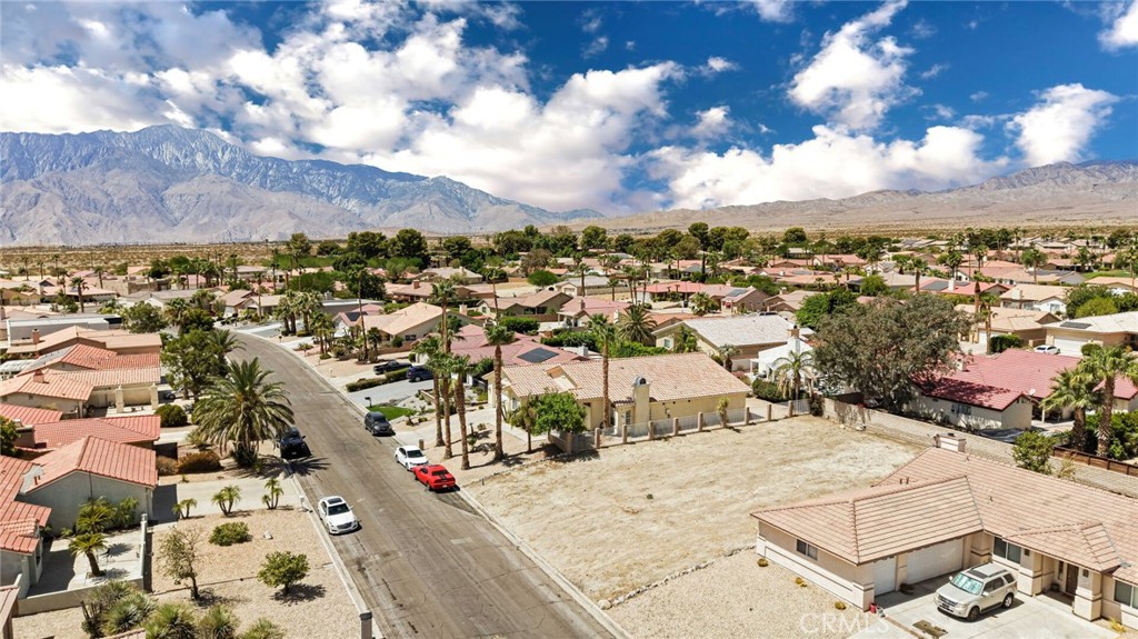 9611 Congressional Road Property Photo 11