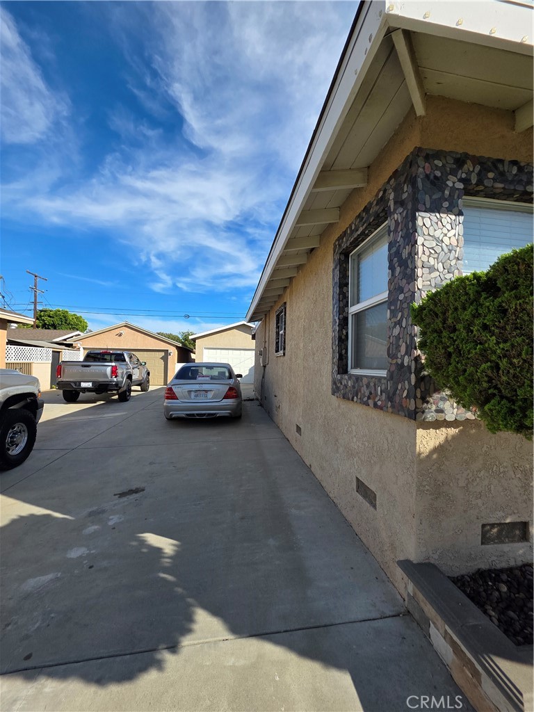 938 Ford Property Photo 16