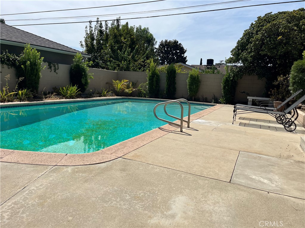 2440 Queensberry Road Property Photo 35