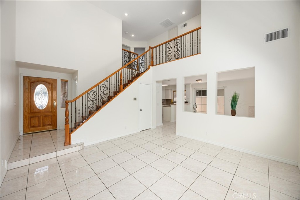 921 Blossomcreek Ln Property Photo 7