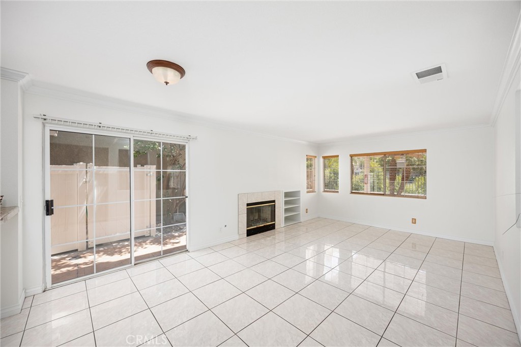 921 Blossomcreek Ln Property Photo 11