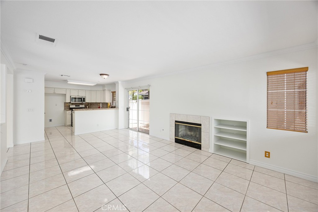 921 Blossomcreek Ln Property Photo 16