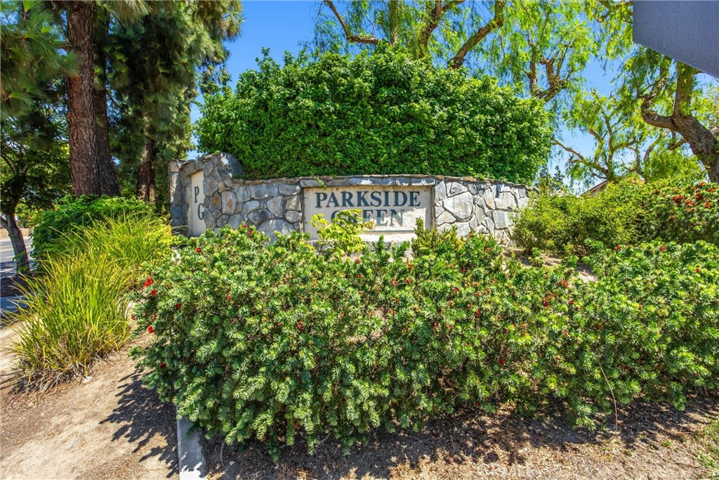 921 Blossomcreek Ln Property Photo 48