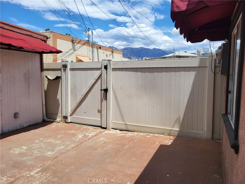 35069 Yucaipa Blvd Property Photo 3