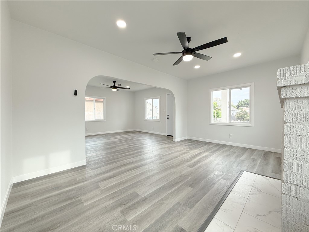 445 E 119th Street Property Photo 3