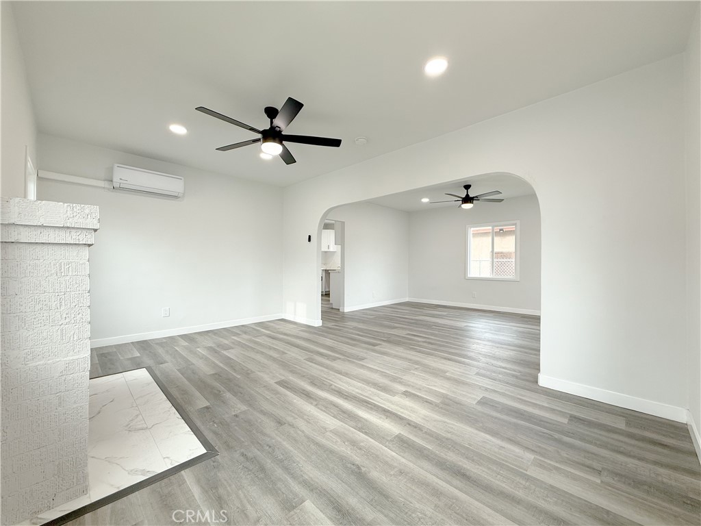 445 E 119th Street Property Photo 4
