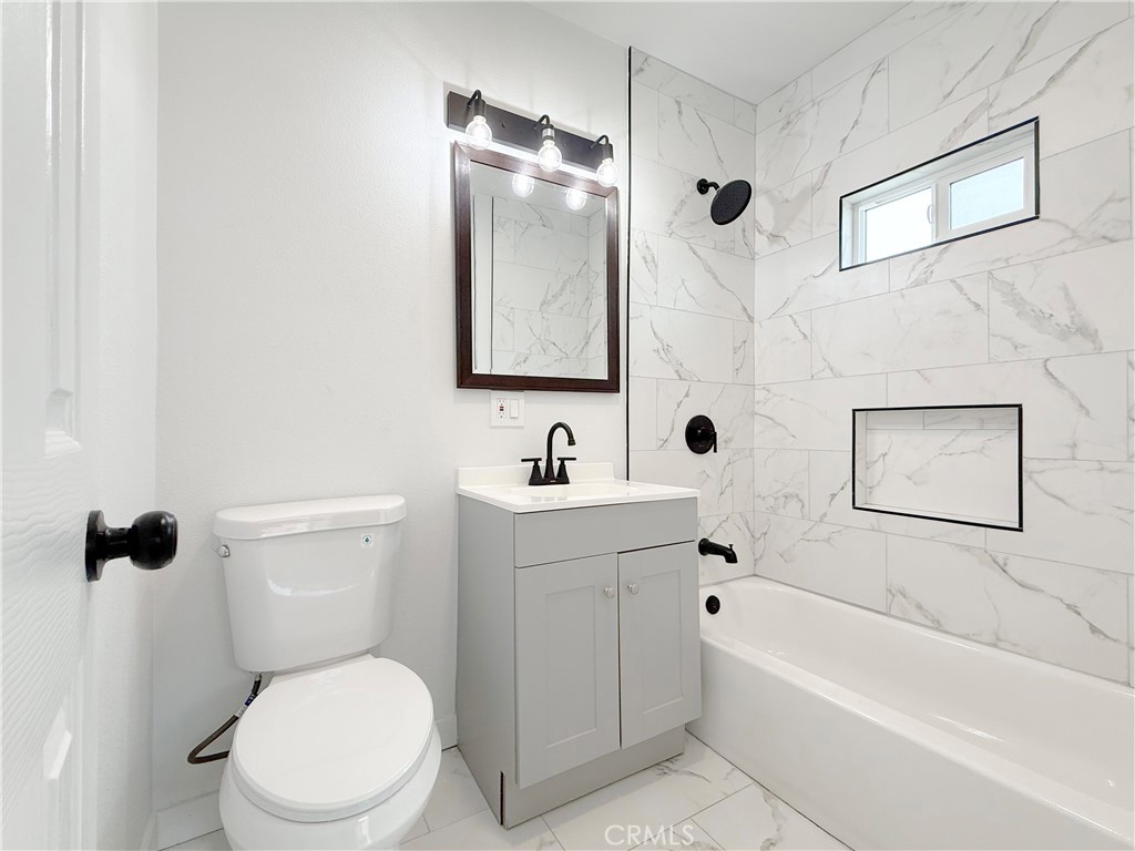 445 E 119th Street Property Photo 20