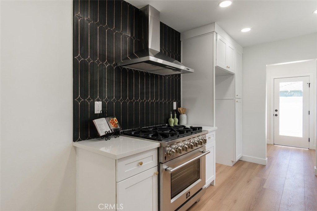 3810 Olmsted Avenue Property Photo 13