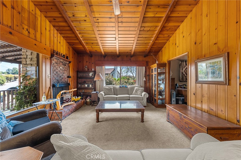 31550 Highview Drive Property Photo 4