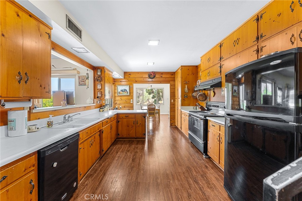 31550 Highview Drive Property Photo 13