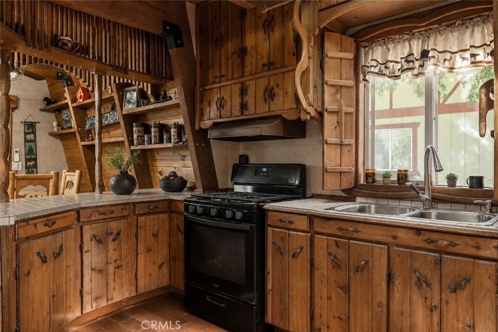 24244 Altdorf Property Photo 4