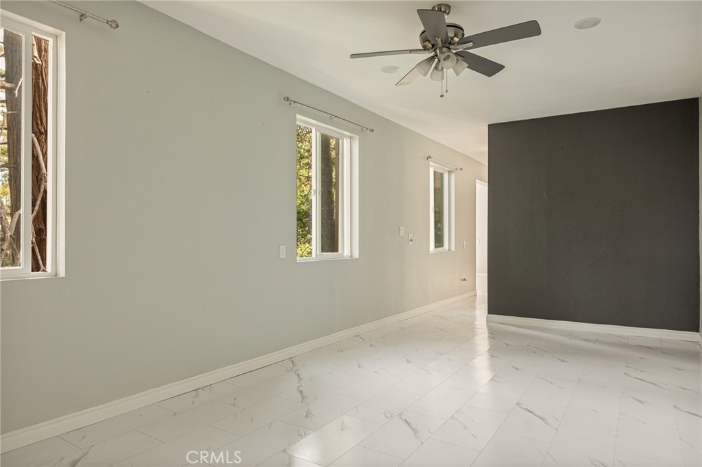 24244 Altdorf Property Photo 29